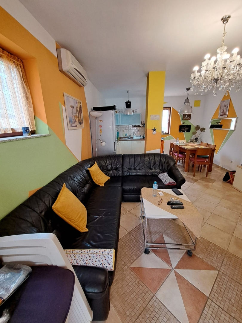 ISOLA DI KRK, KORNIC - Appartamento trilocale con due terrazze