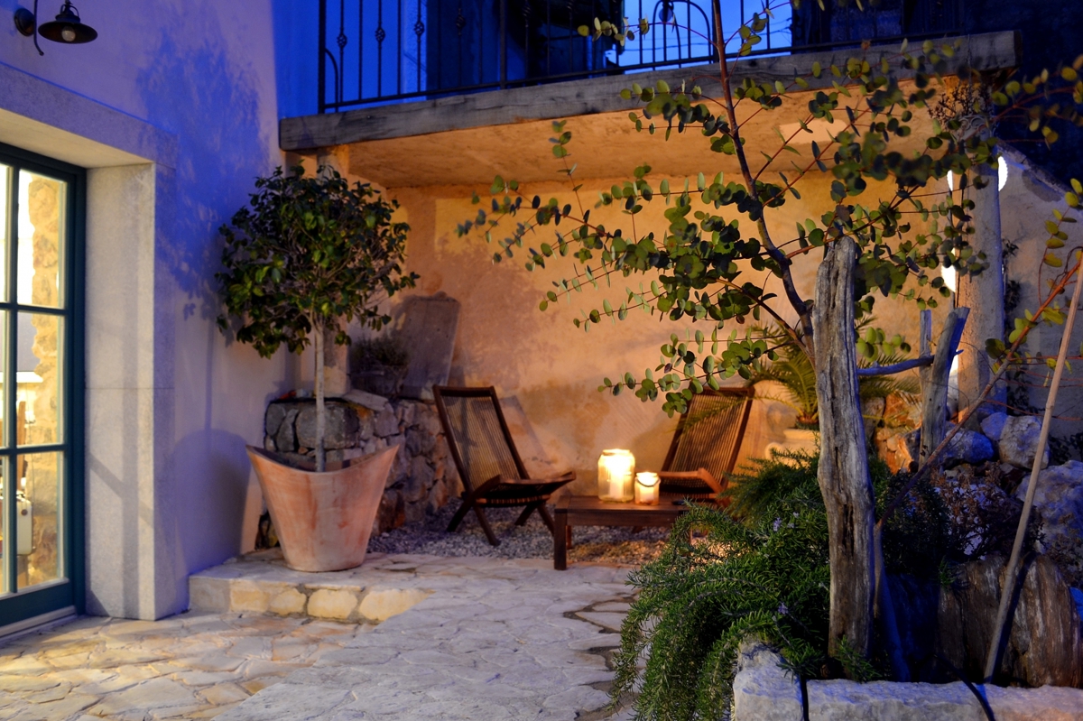 ISOLA DI KRK, MALINSKA - Incantevole casa in pietra con piscina