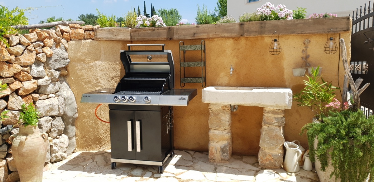 ISOLA DI KRK, MALINSKA - Incantevole casa in pietra con piscina