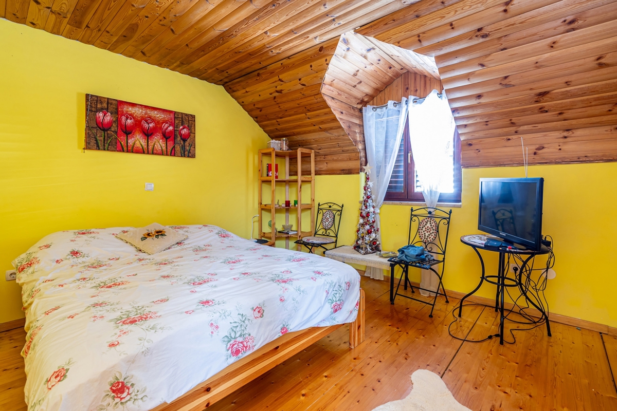 GORSKI KOTAR, FUŽINE - Casa con giardino paesaggistico e jacuzzi