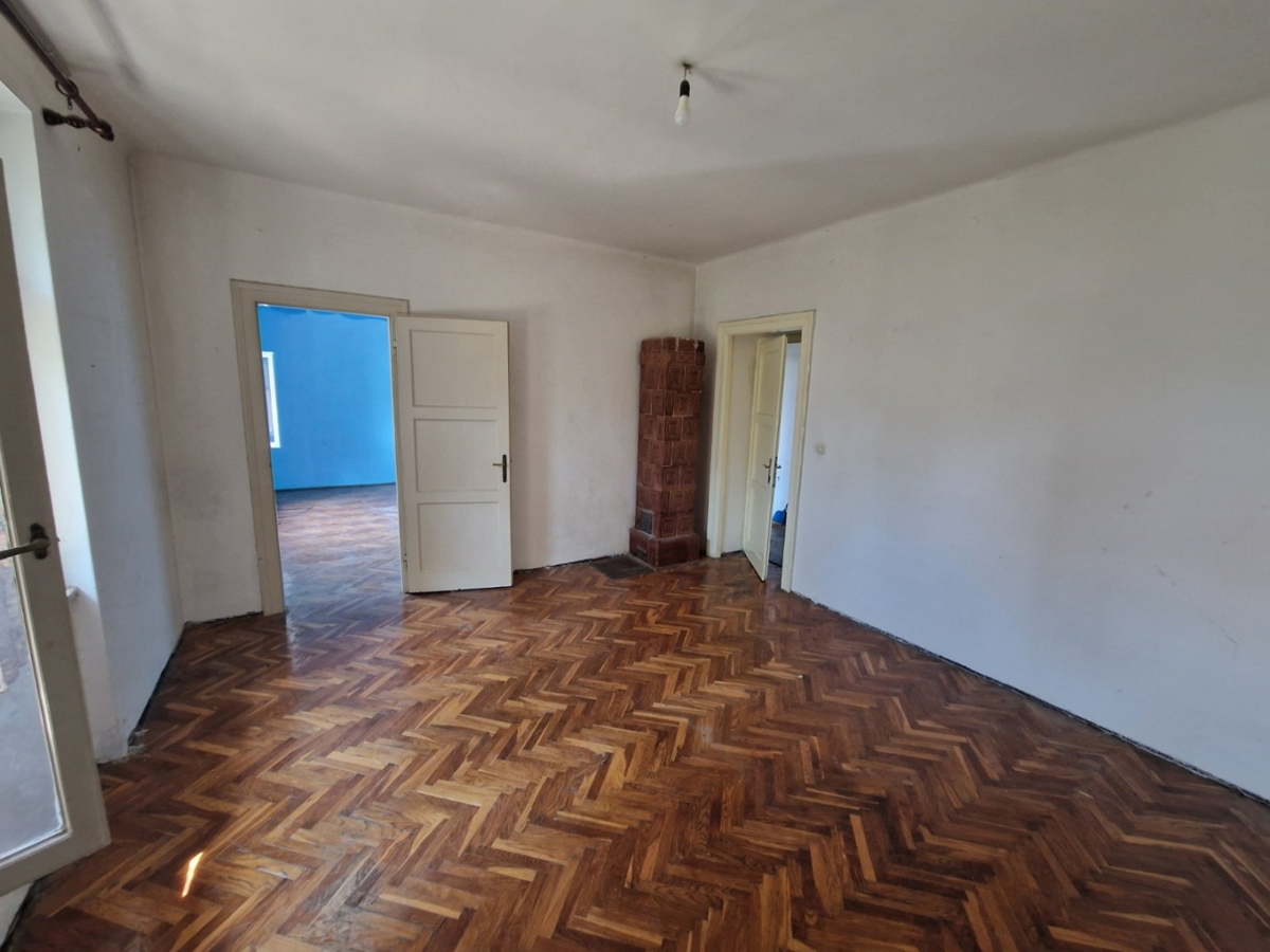 RIJEKA, BULEVARD - Appartamento con tre camere da letto e posto auto