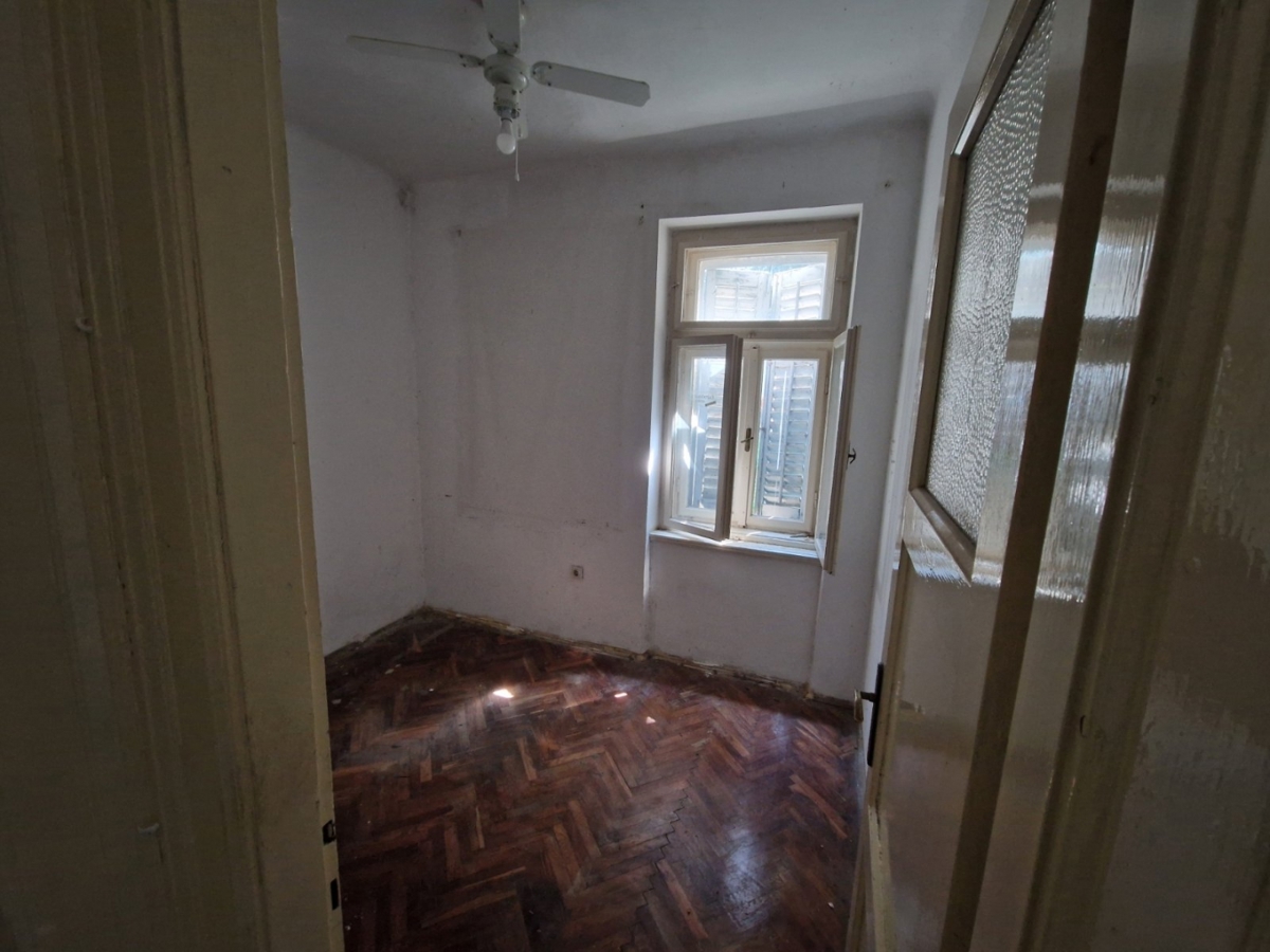 RIJEKA, BULEVARD - Appartamento con tre camere da letto e posto auto