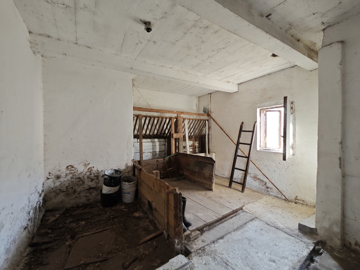 MRKOPALJ - Casa indipendente con grande potenziale