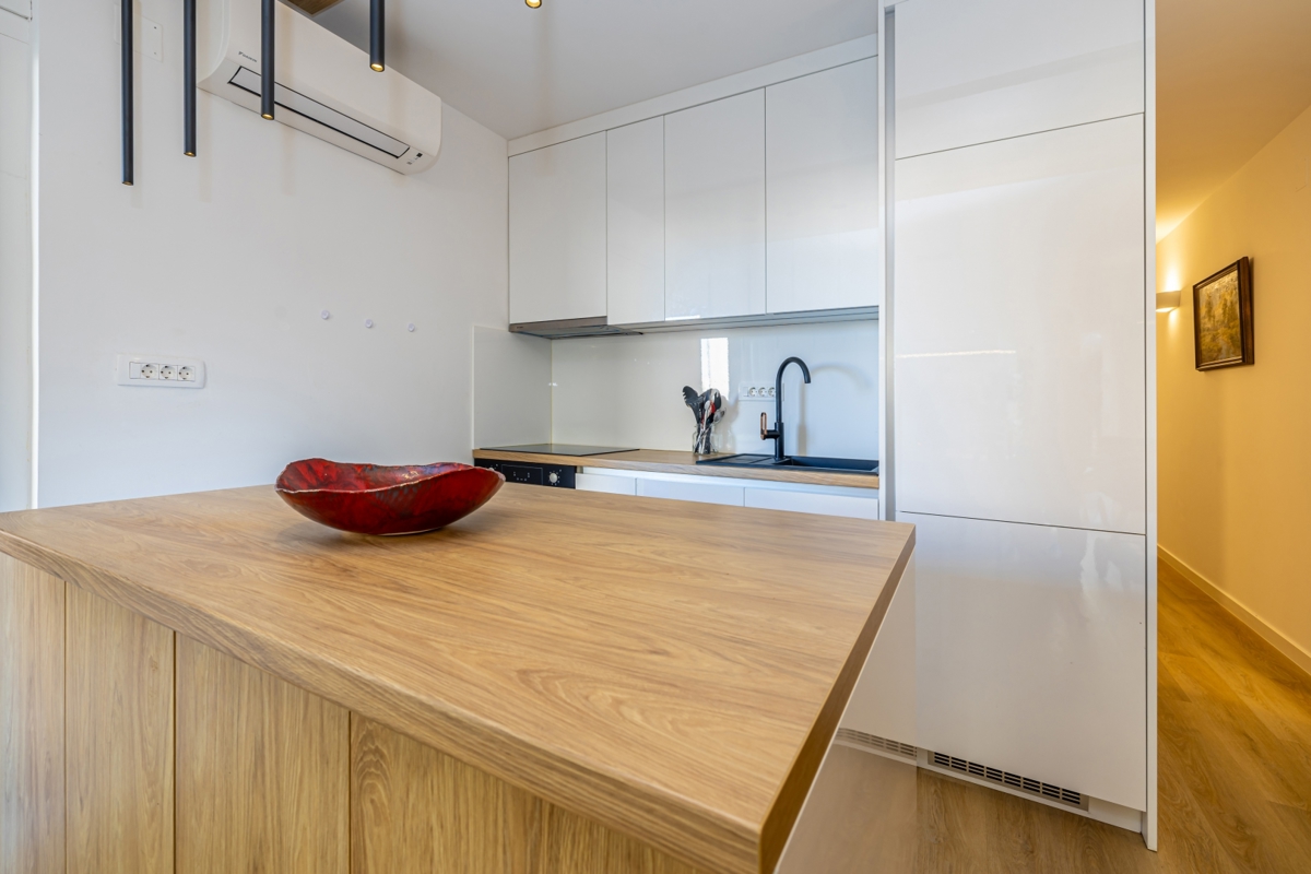 MALINSKA - Due appartamenti con piscina