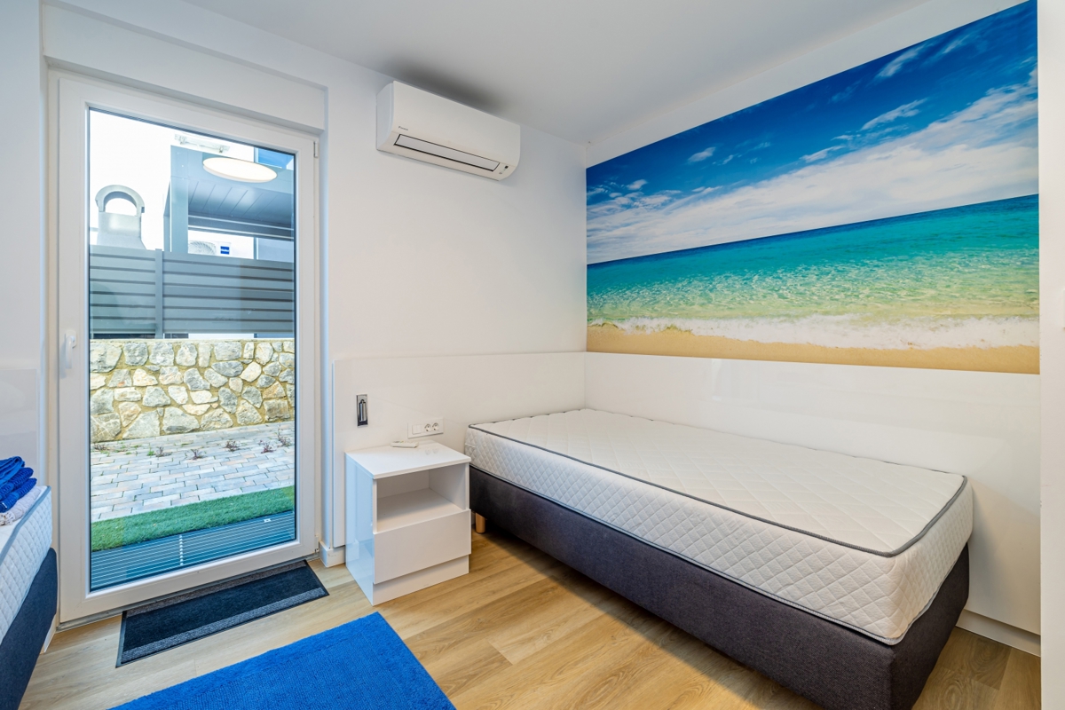 MALINSKA - Due appartamenti con piscina