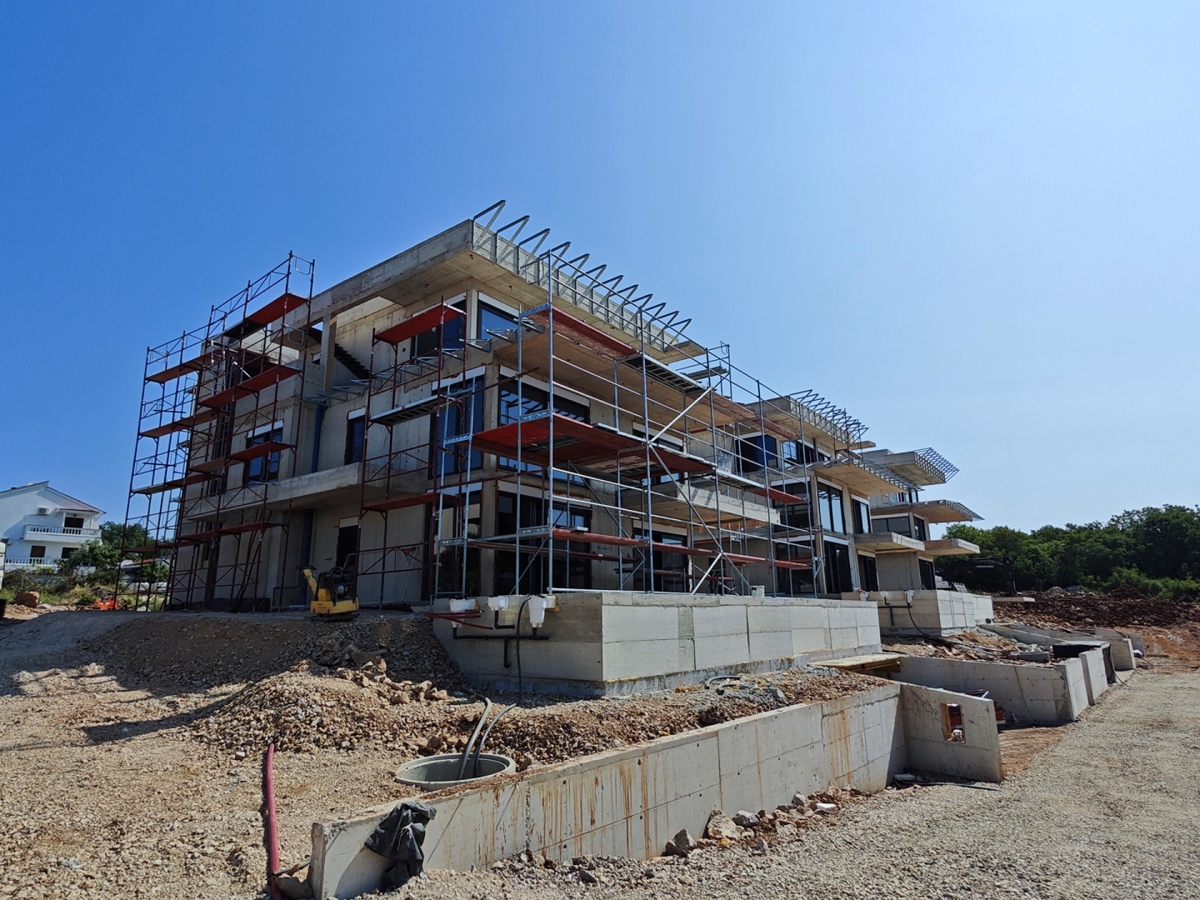 NJIVICE, KRK – Appartamento duplex di lusso con piscina privata e vista mare