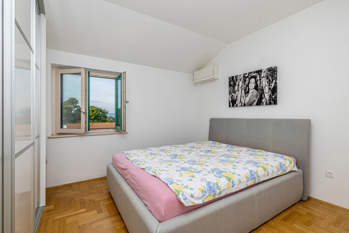 MALINSKA - appartamento a 70 metri dalla spiaggia