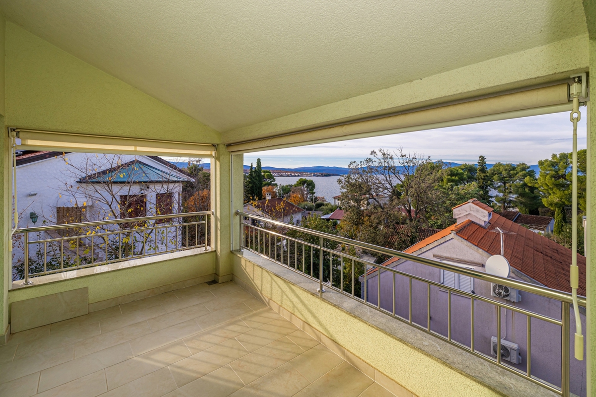 MALINSKA - appartamento a 70 metri dalla spiaggia