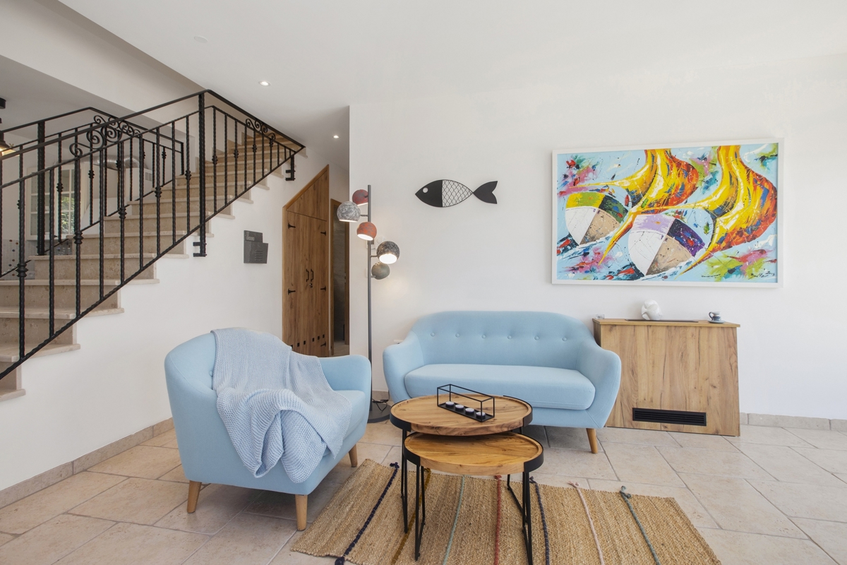 KRK - Villa moderna con piscina, giardino e vista mare 