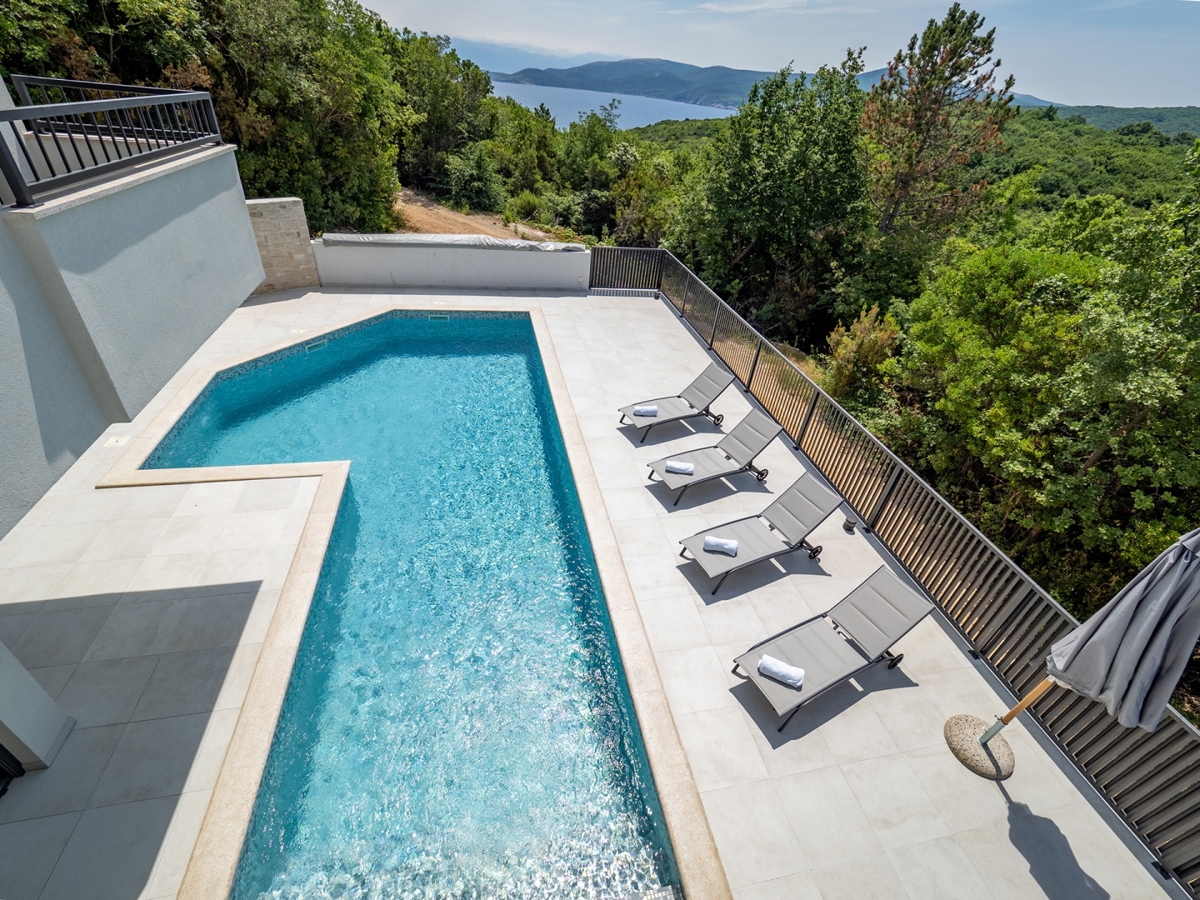ISOLA DI KRK, VRBNIK - Casa di lusso con piscina vicino al mare