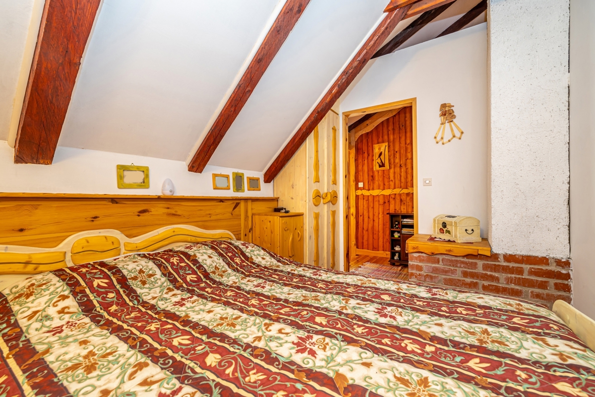 GORSKI KOTAR, LIČ - Casa isolata circondata dal bosco