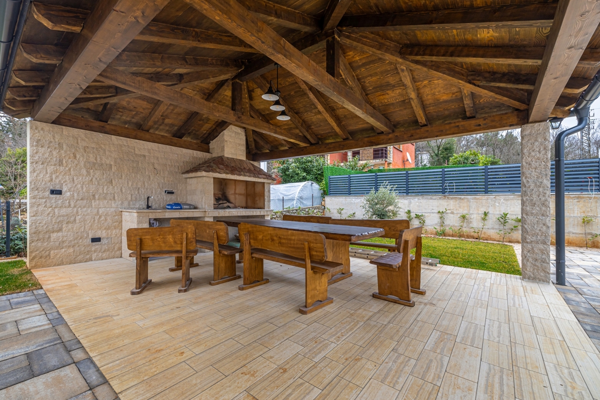 ISOLA DI KRK, MALINSKA - Villa rustica con piscina e vista mare