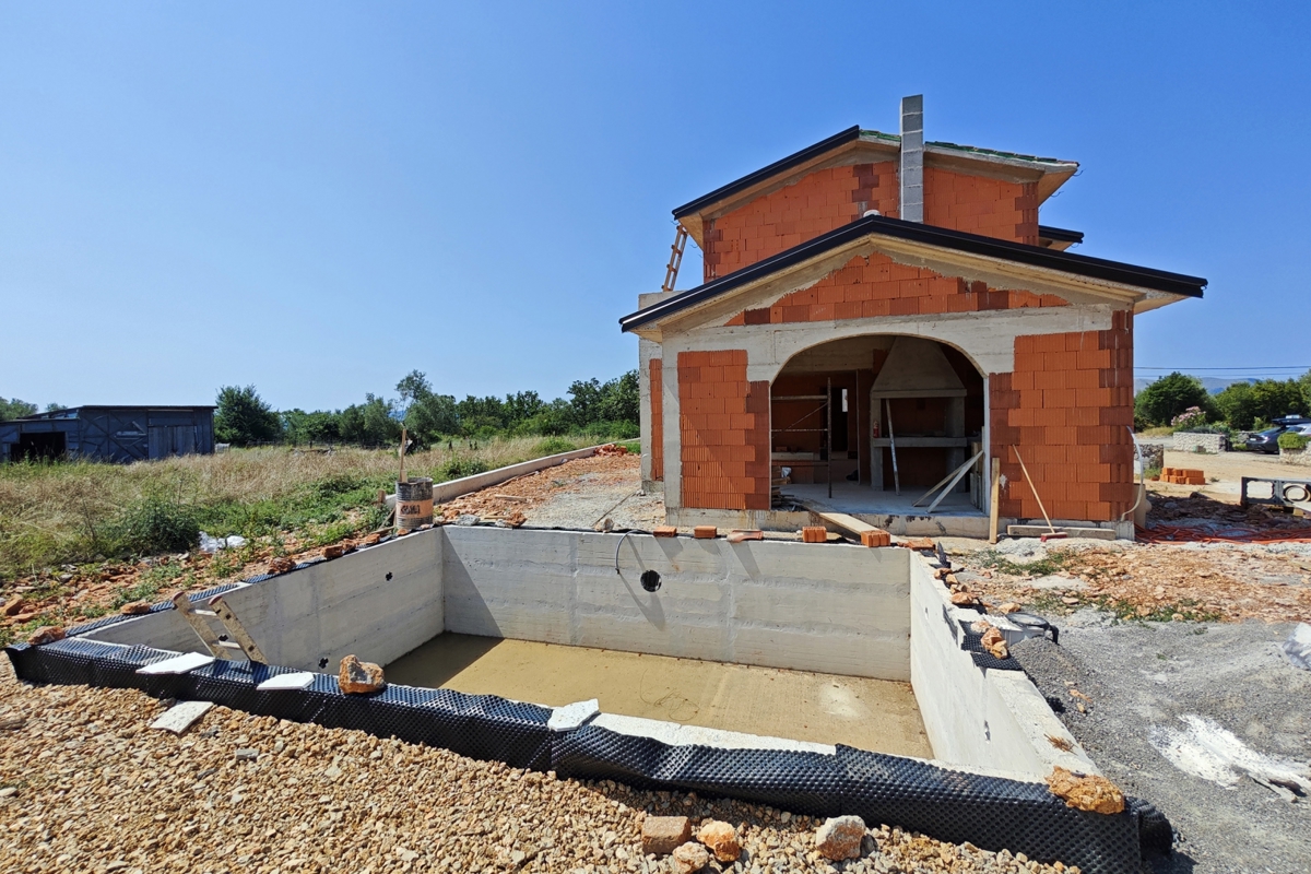 LINARDIĆI - Villa rustica con piscina e vista aperta sul mare