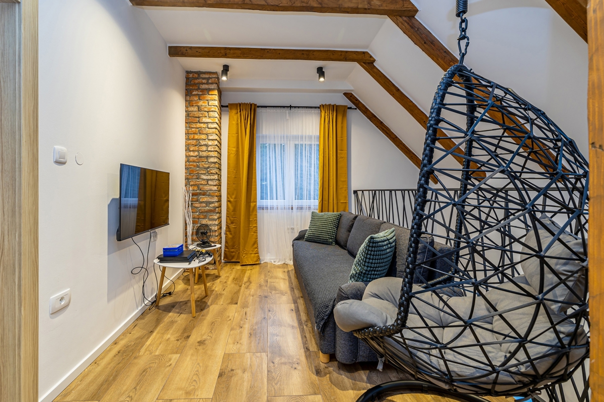 RAVNA GORA - Casa con sauna e jacuzzi