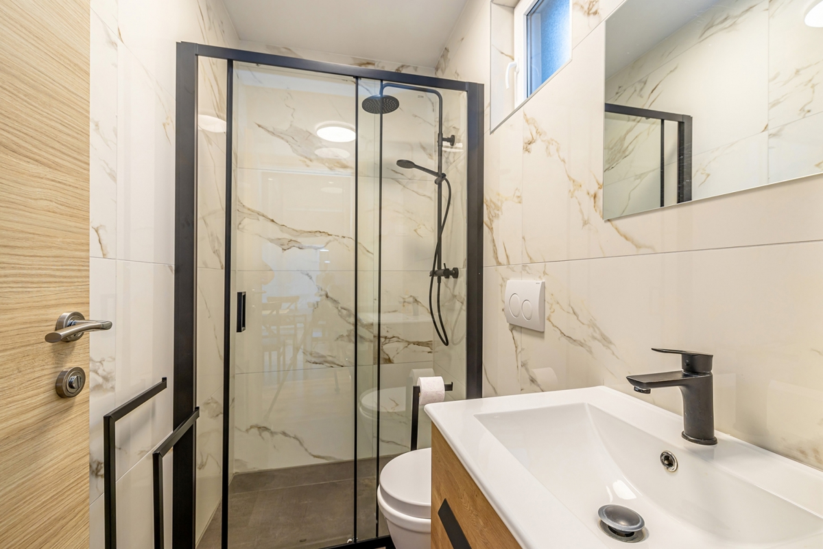 RAVNA GORA - Casa con sauna e jacuzzi