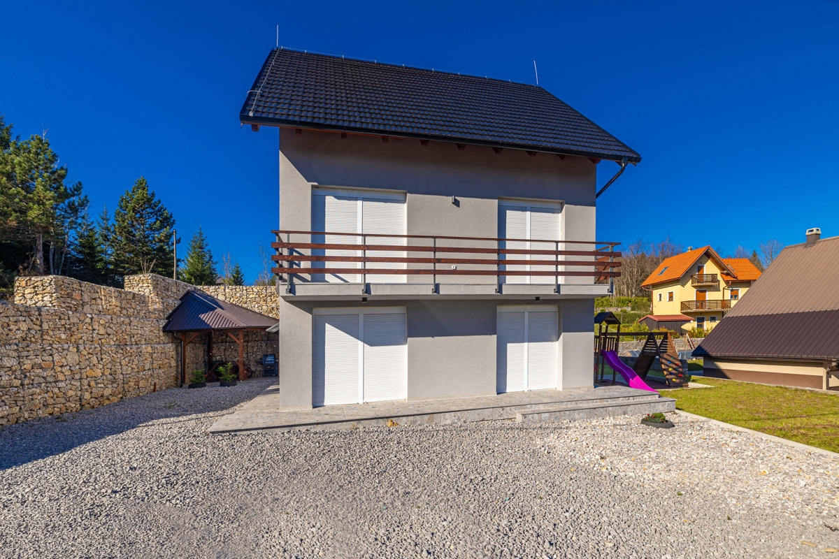 RAVNA GORA - Casa con sauna e jacuzzi
