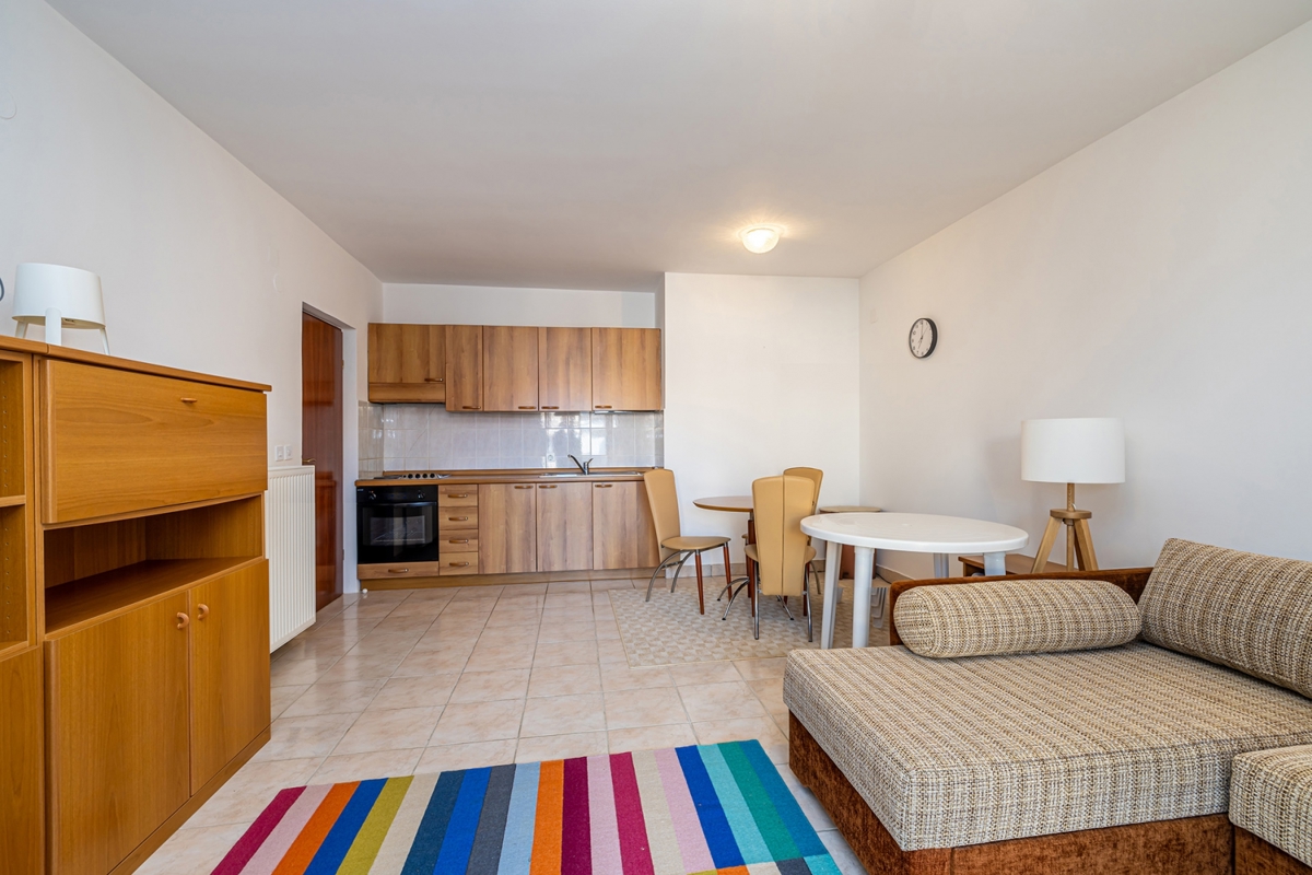 ISOLA DI KRK, MALINSKA - Appartamento prima fila al mare con posto auto