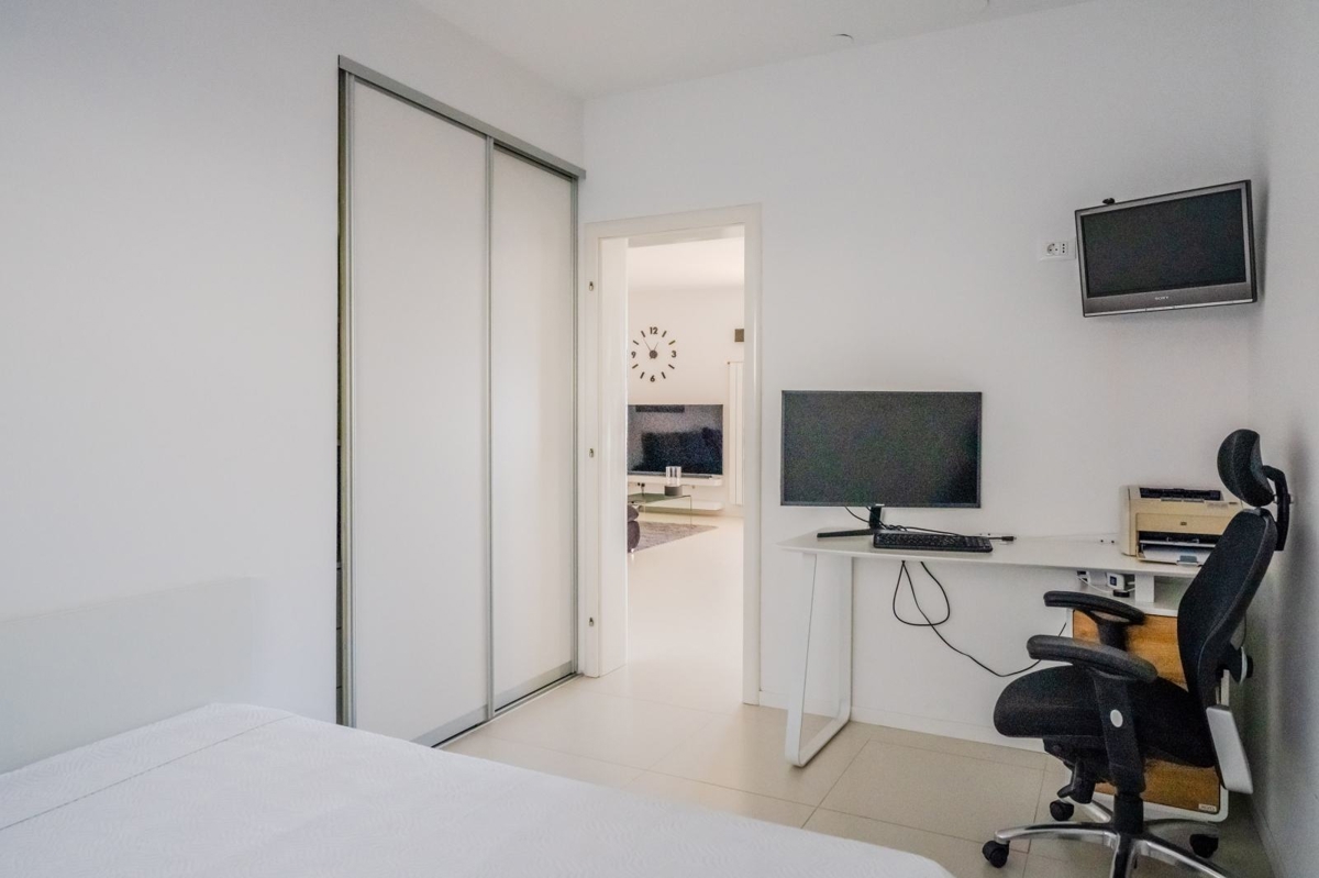 CRIKVENICA - Palazzo residenziale con vista panoramica sul mare