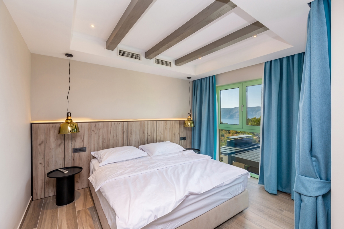 ISOLA DI KRK – Villa esclusiva con piscina, vista panoramica e design di alto livello