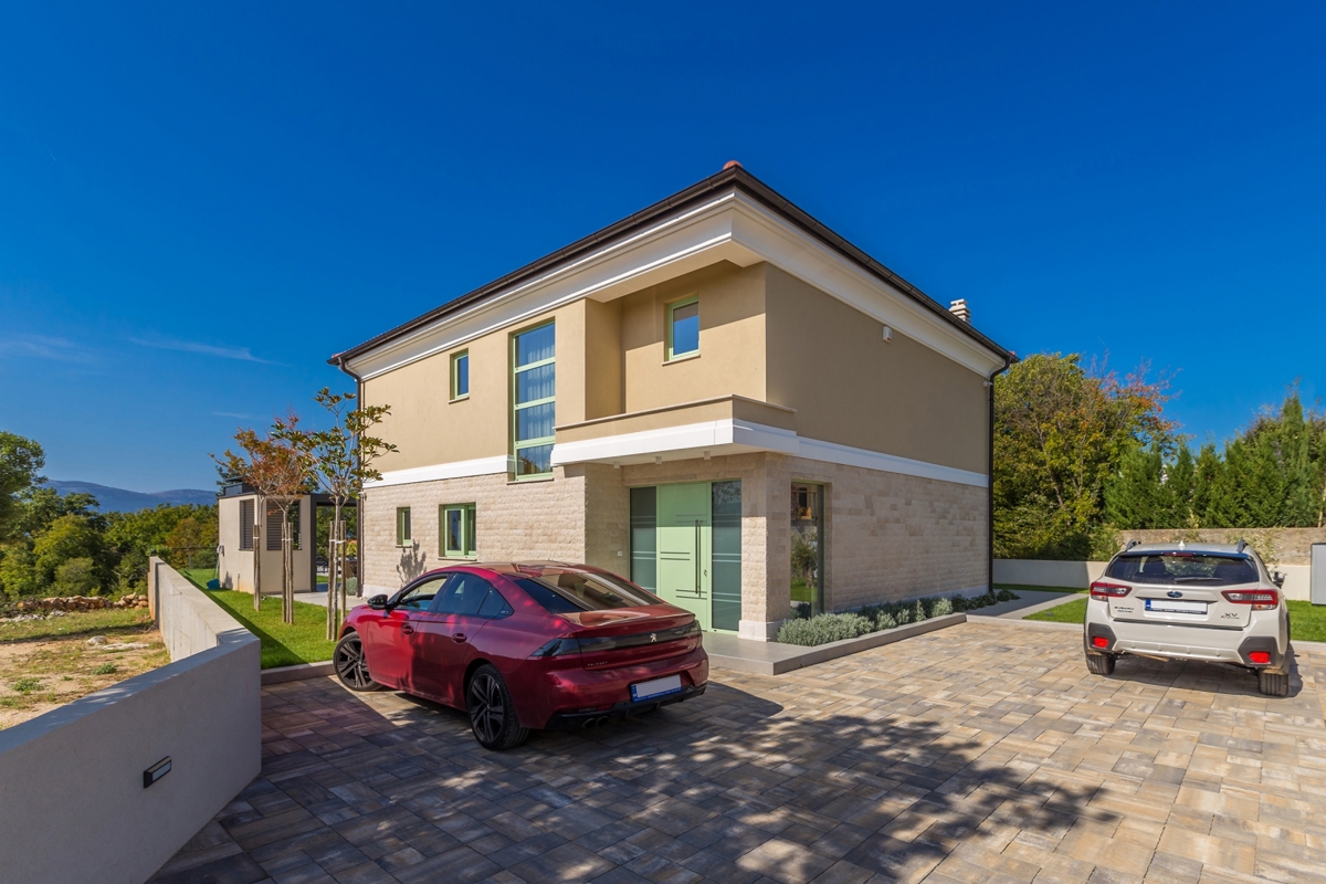 ISOLA DI KRK – Villa esclusiva con piscina, vista panoramica e design di alto livello