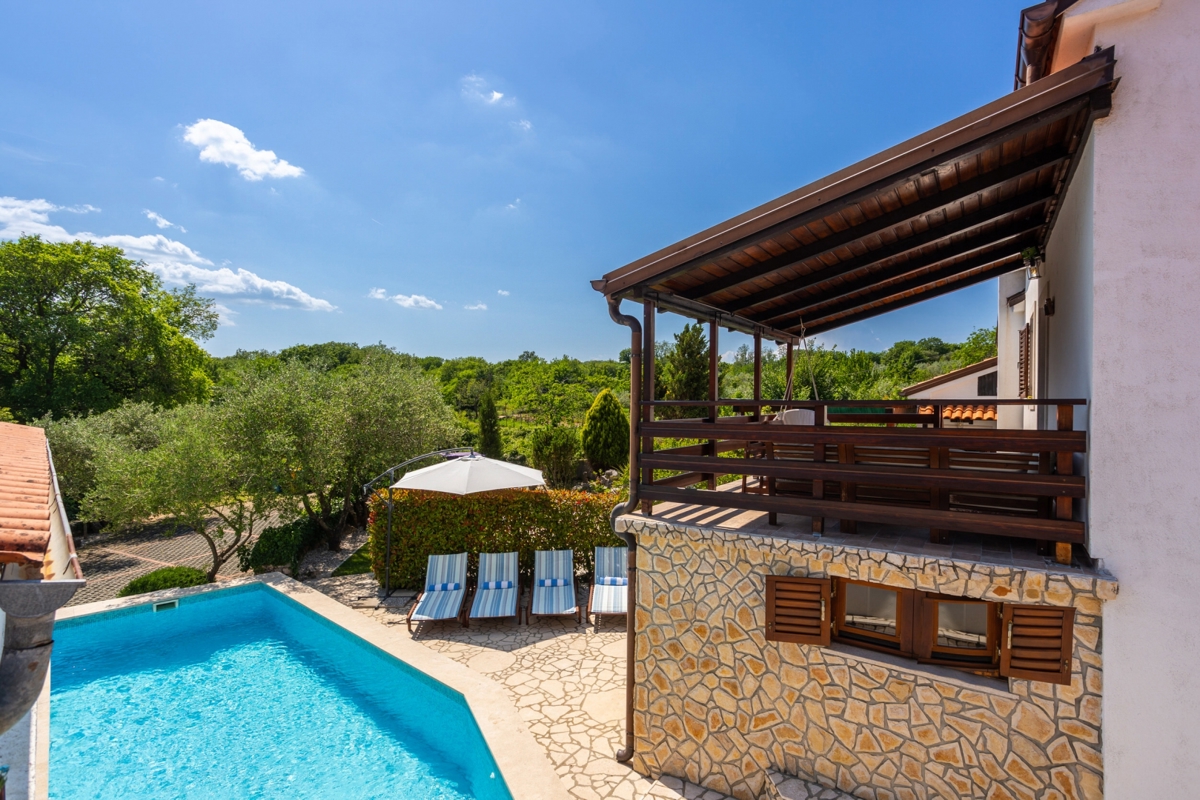 ISOLA DI KRK, RISIKA - Affascinante casa con piscina e jacuzzi