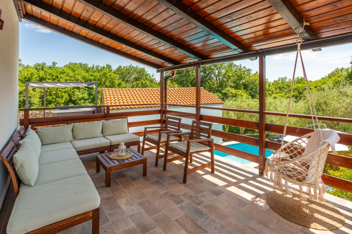 ISOLA DI KRK, RISIKA - Affascinante casa con piscina e jacuzzi