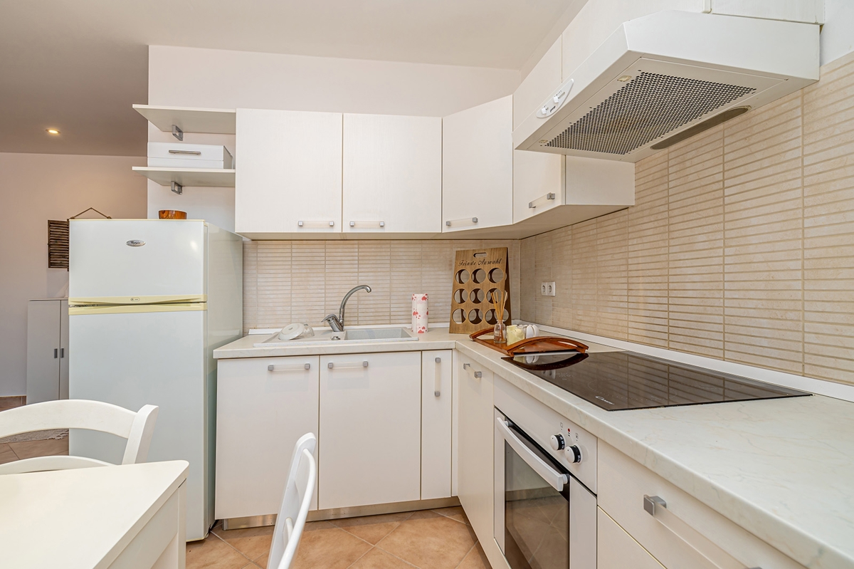 FUŽINE - Monolocale in mansarda alta