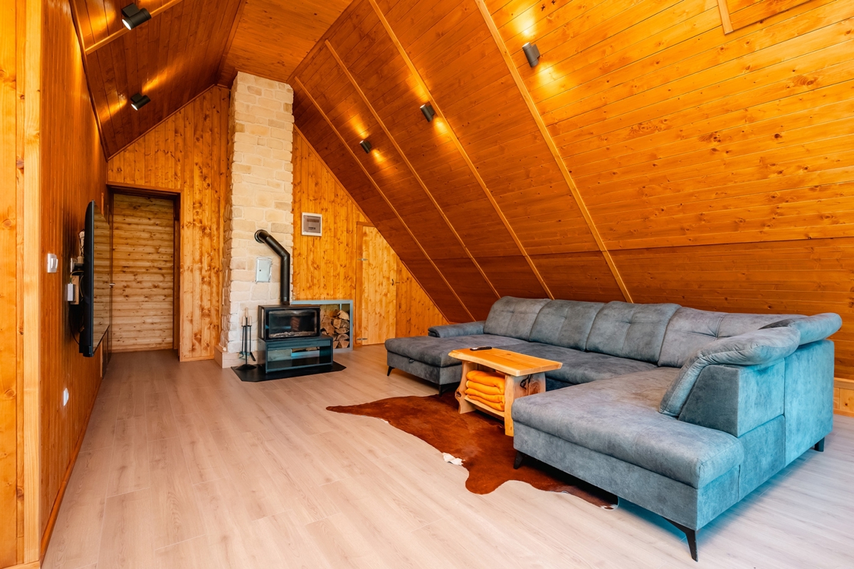 MRKOPALJ - Casa indipendente con giardino