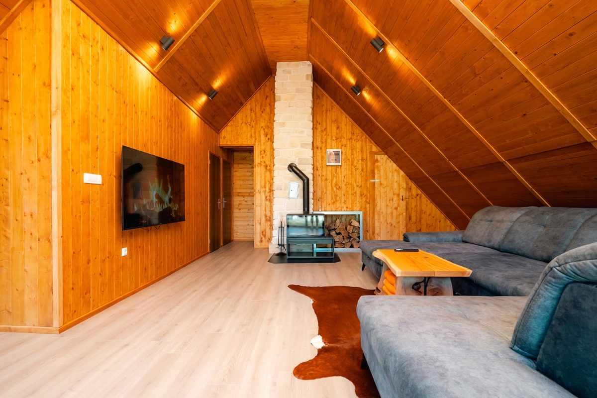 MRKOPALJ - Casa indipendente con giardino