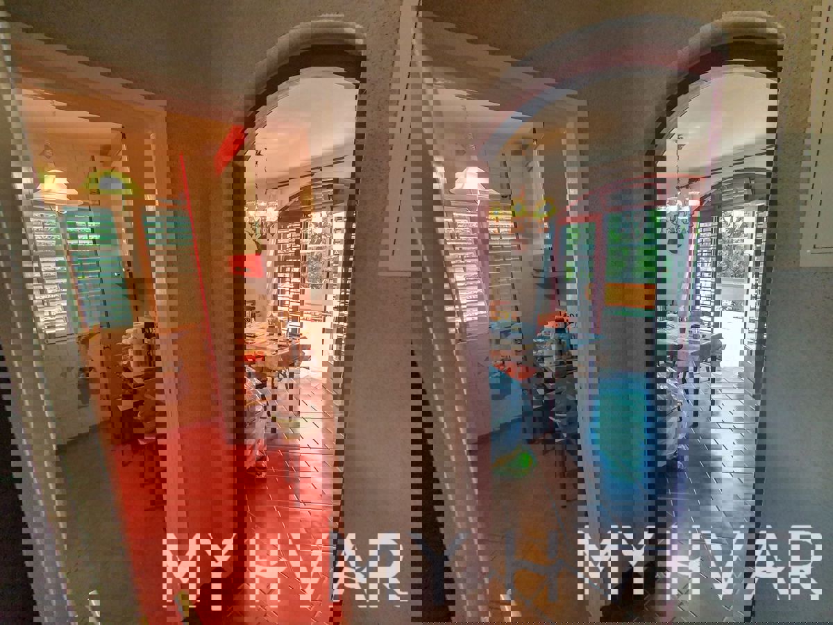 Casa accogliente a Vitarnja