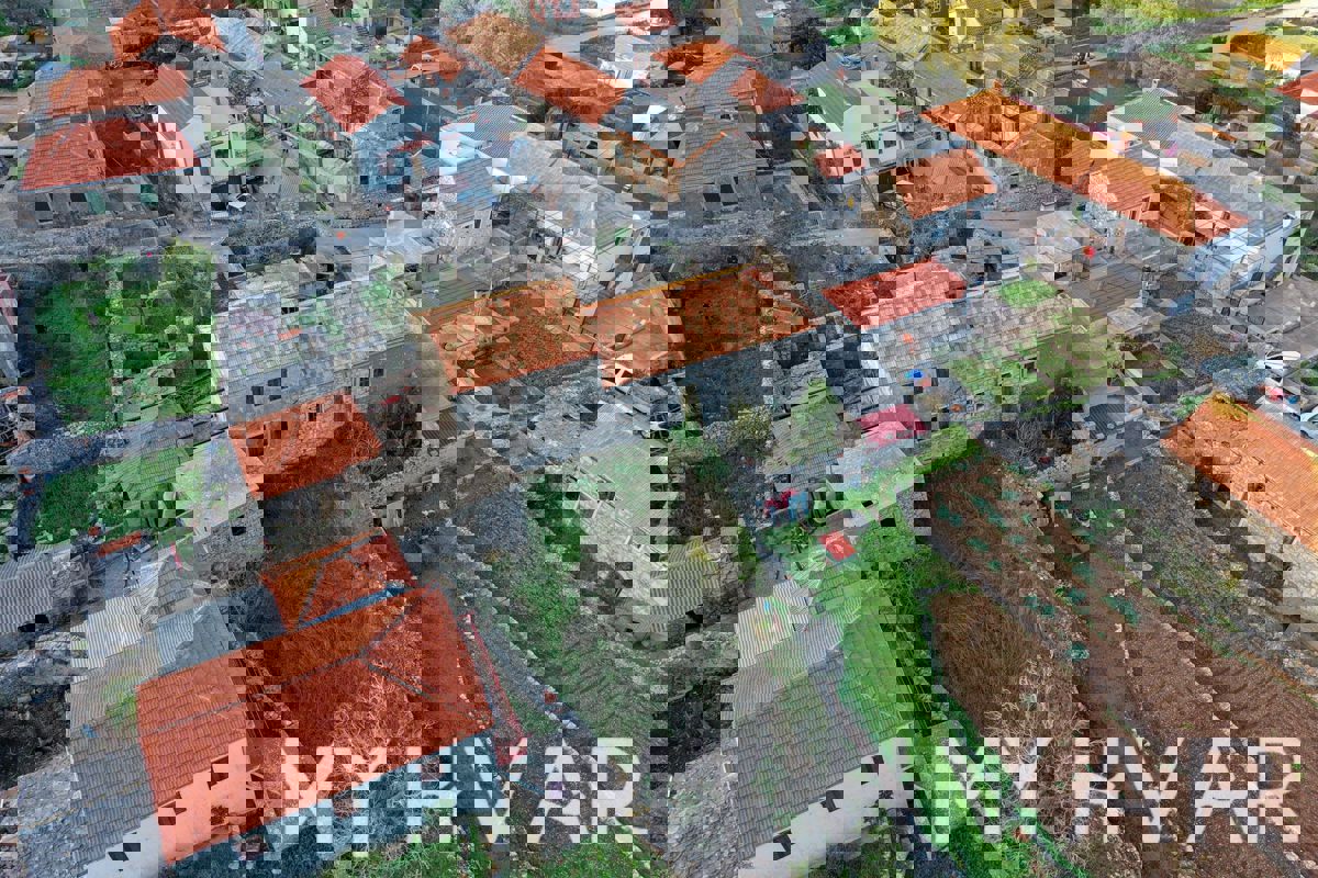 Casa in Pietra con Corte a Poljica