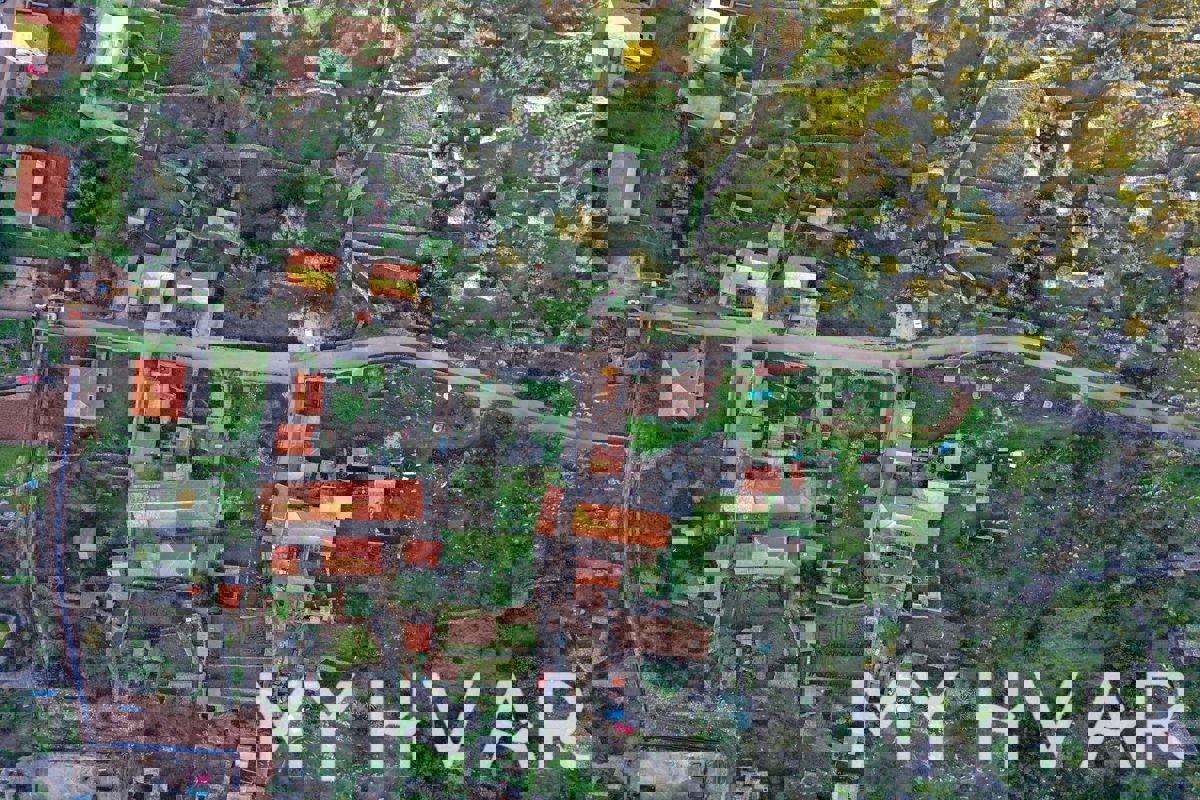 Casa in Pietra con Corte a Poljica