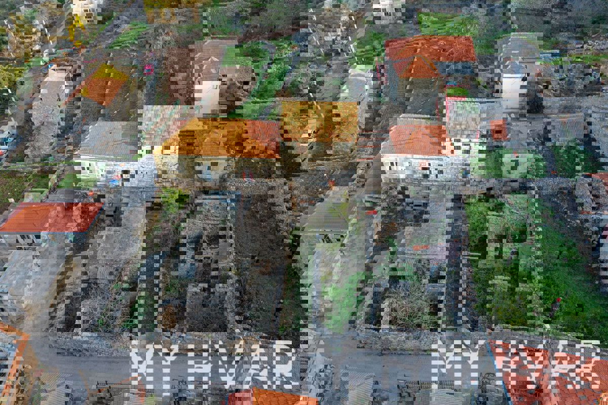 Casa in Pietra con Corte a Poljica