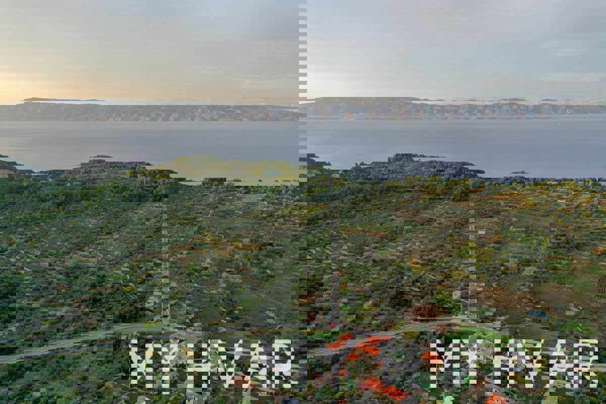 Casa in Pietra con Corte a Poljica