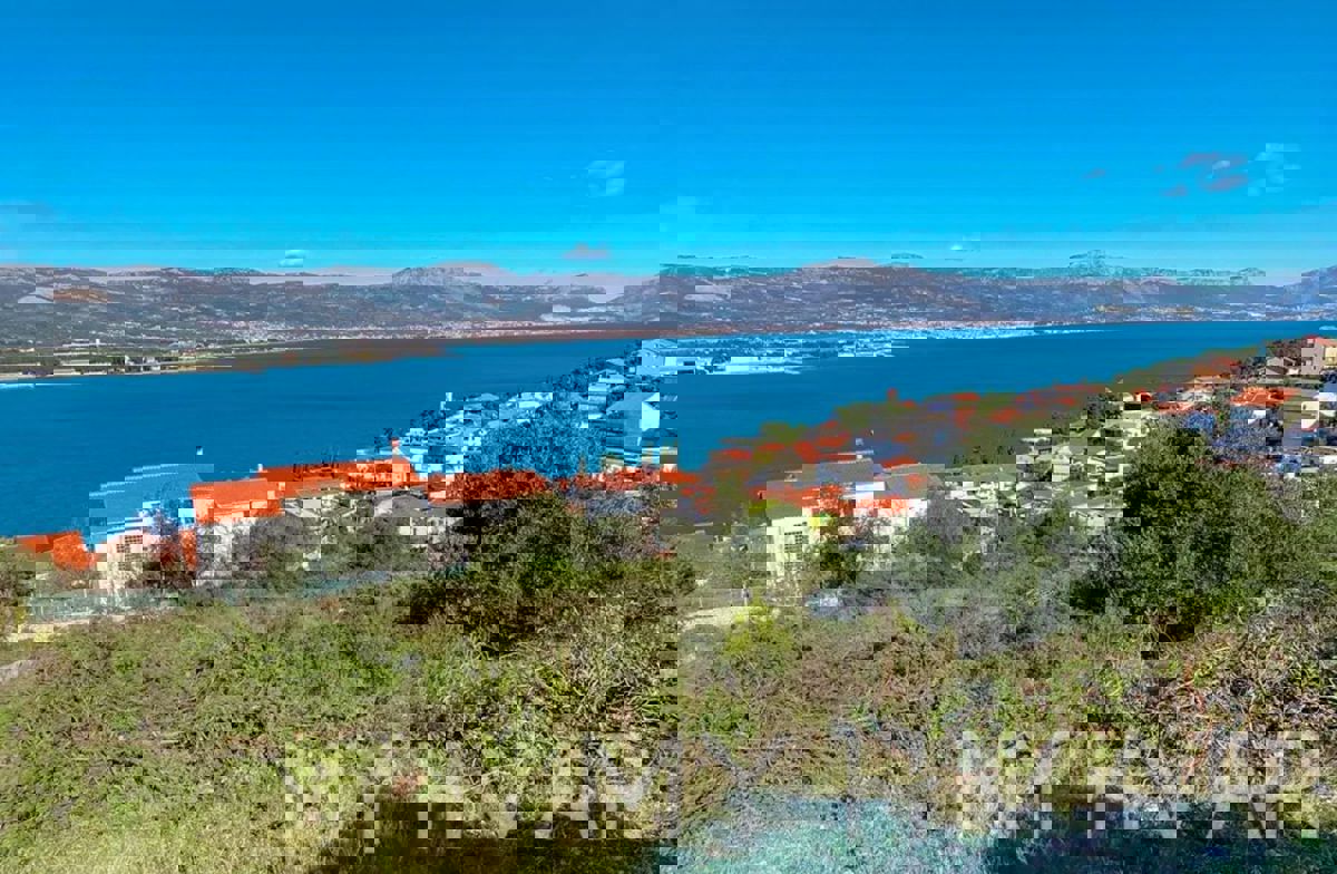 Terreno edificabile a Mastrinka