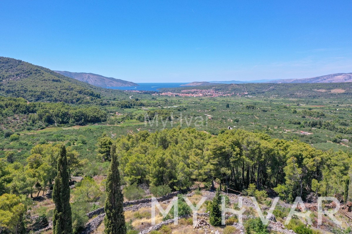 Terreno edificabile con vista panoramica a Dol