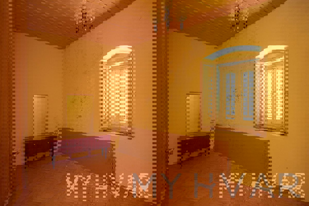 Tenuta tradizionale con cortile a Dol