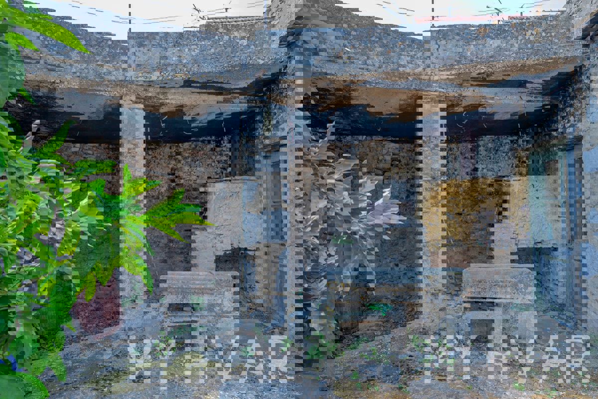 Tenuta tradizionale con cortile a Dol