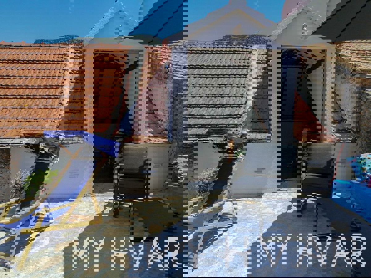 Casa in pietra ristrutturata a Pitve