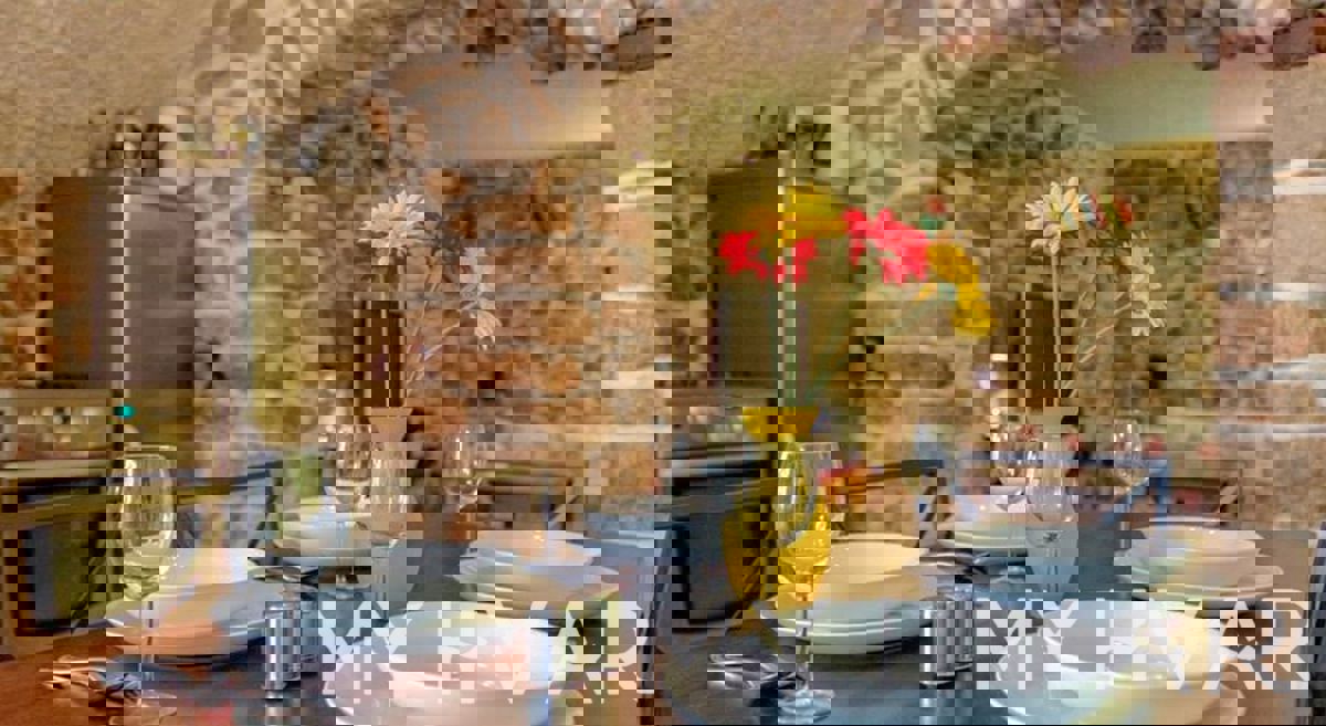 Casa in pietra ristrutturata a Pitve