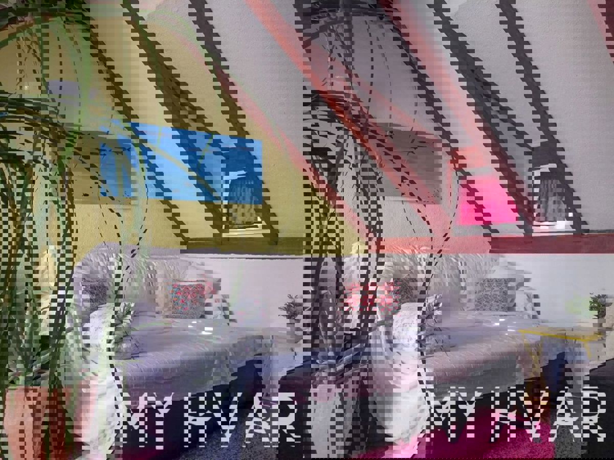 Casa in pietra ristrutturata a Pitve