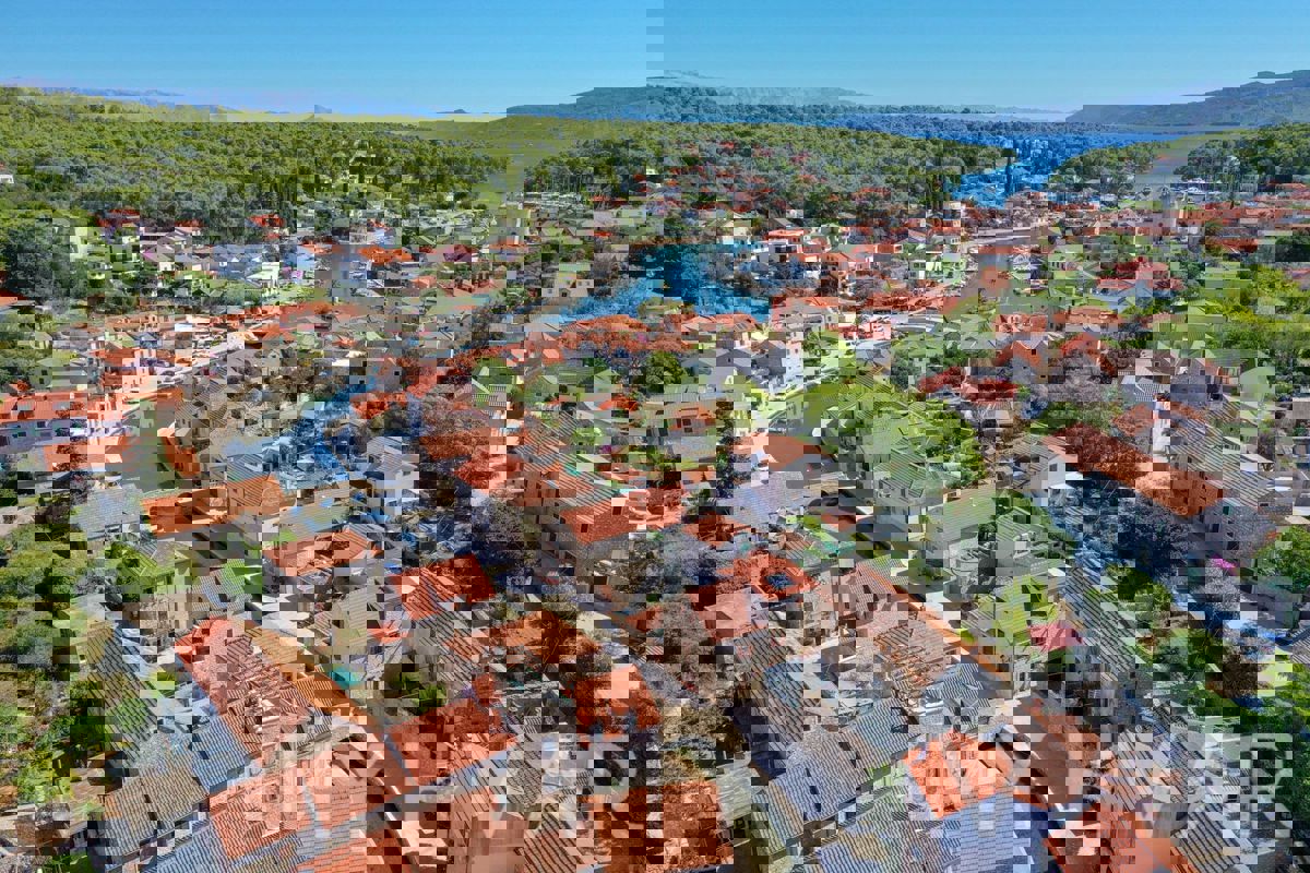 Casa in pietra nel cuore di Vrboska