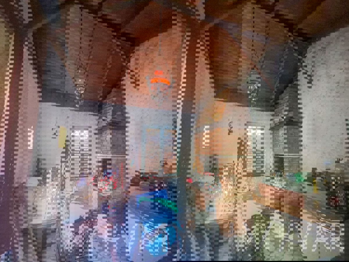 Casa in pietra nel cuore di Vrboska