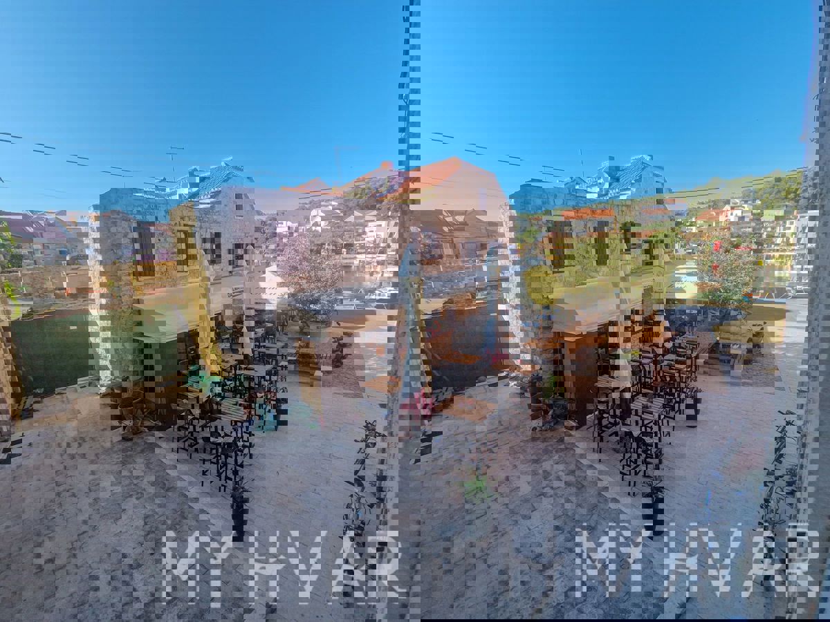 Casa in pietra nel cuore di Vrboska