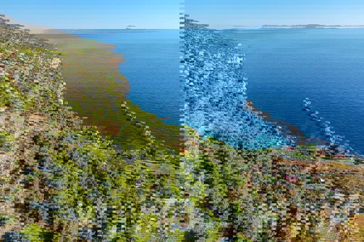 Terreno con progetto e vista mare