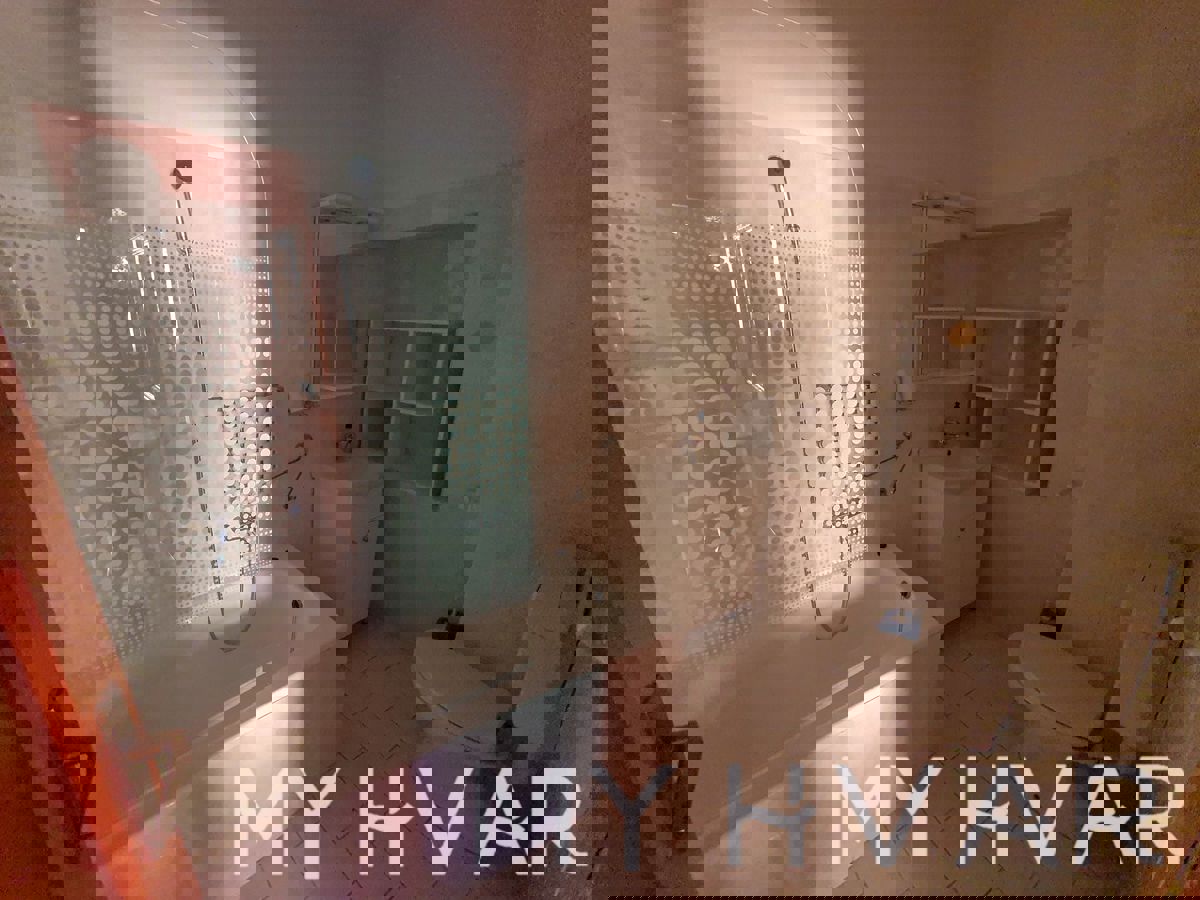 Casa in pietra a Vrboska