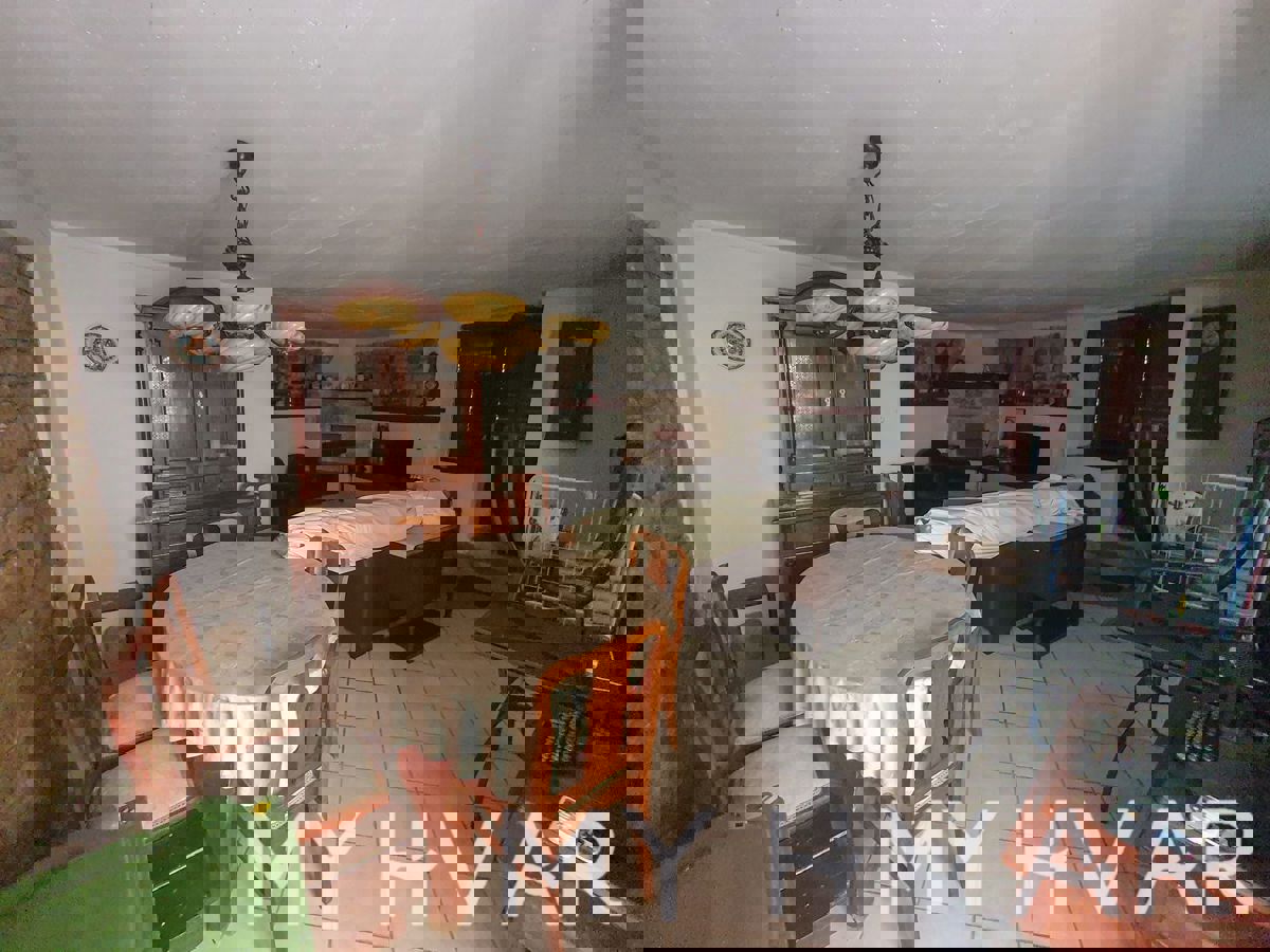 Casa in pietra a Vrboska