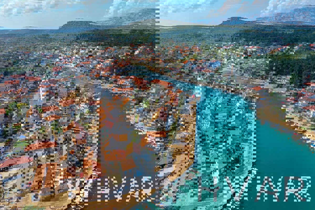 Casa in pietra a Vrboska