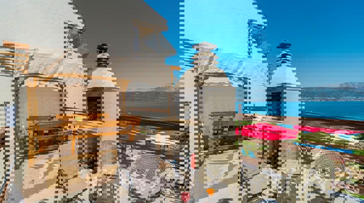 Casa sulla spiaggia a Slatine