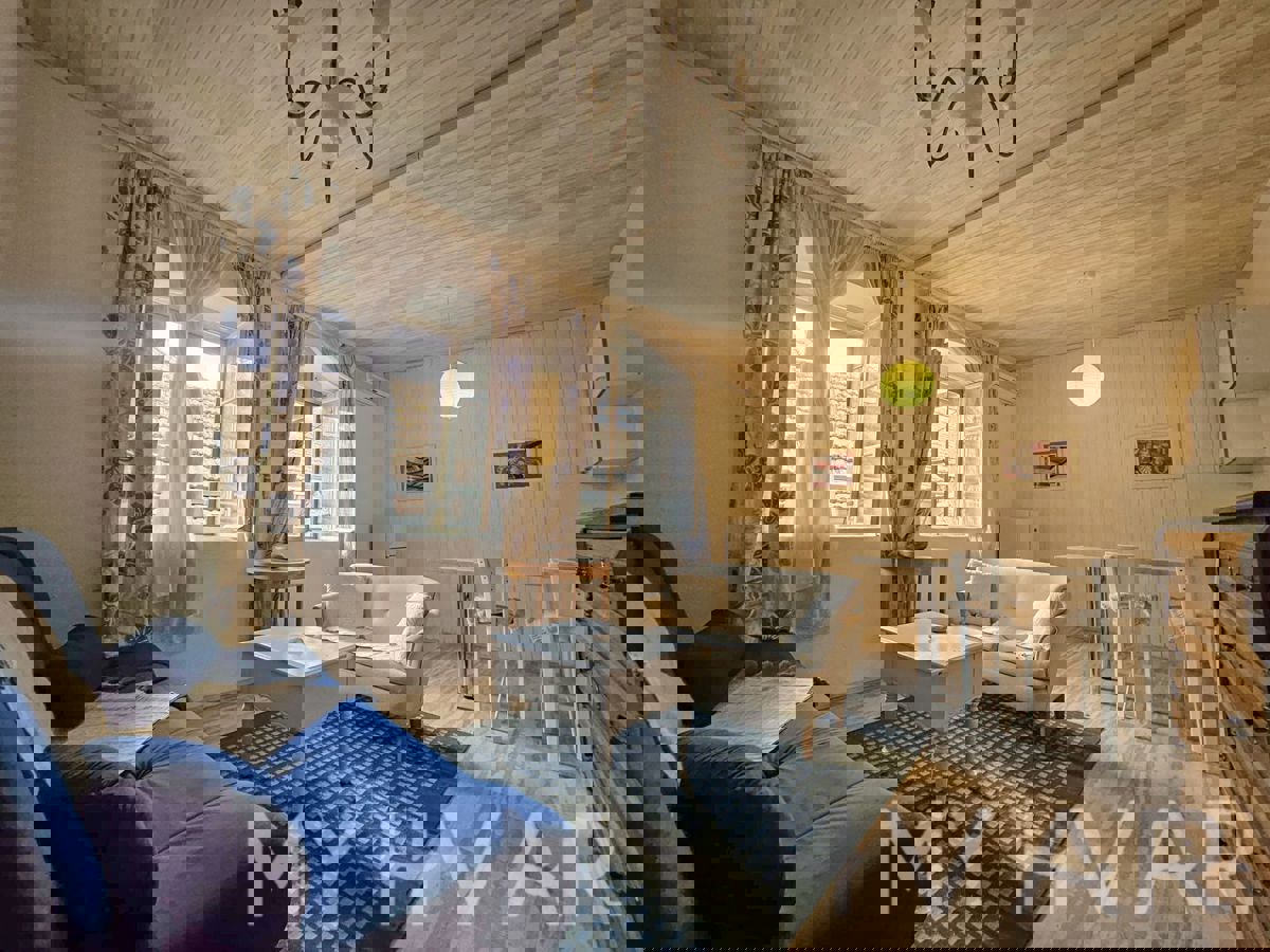 Casa tradizionale dalmata in una posizione attraente